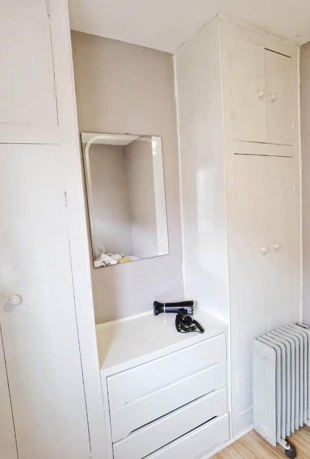 Fourth Avenue, Lovely Bungalow Available For Guests And Contractors Parking Wifi Nottingham Exterior foto